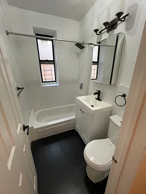 Rented by Shamco Management Corp | media 32