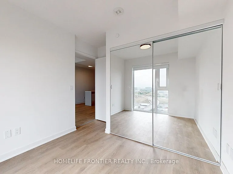 8 Tippett Rd #1406 — Photo 22