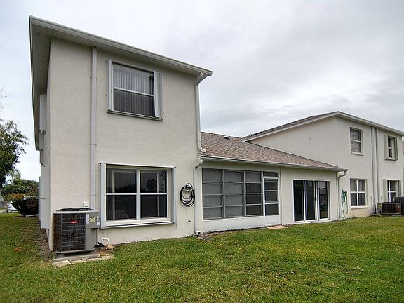 2nd image of 222 Thatch Palm Ct