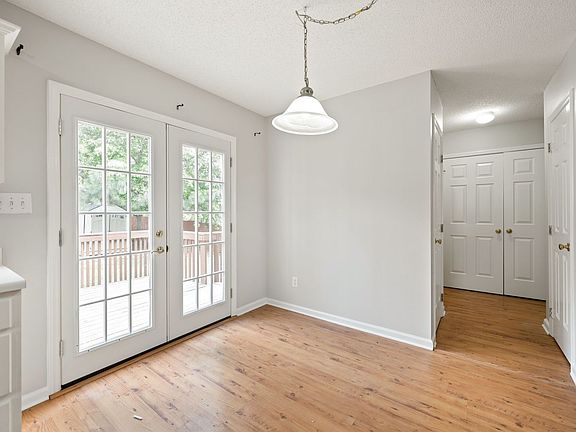 5th image of 4417 Mardela Spring Dr