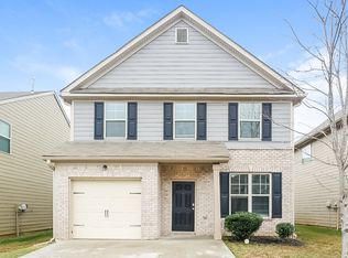 5914 Grande River Rd, College Park, GA 30349