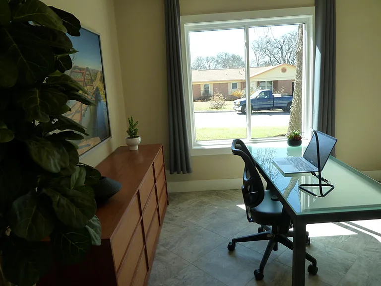 6802 La Salle Dr — Photo 27