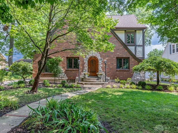 2744 Fairmont Ave, Dayton, OH 45419