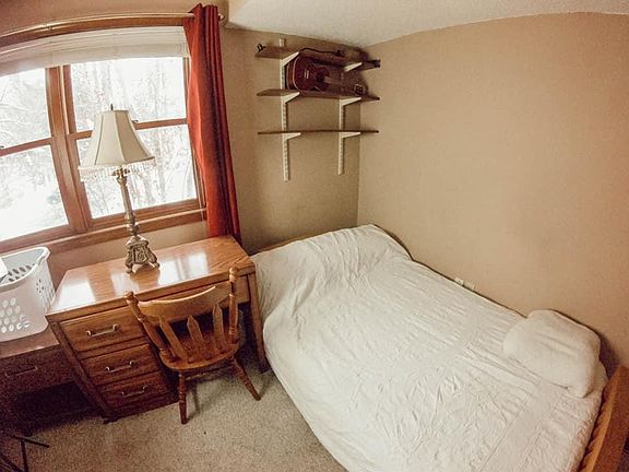 4th image of 375 Aiken Ave APT 6