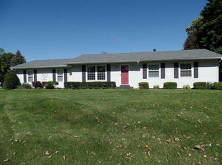 1414 Arnold Ave, Rockford, IL 61108