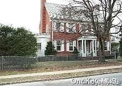 45 Tennyson Ave