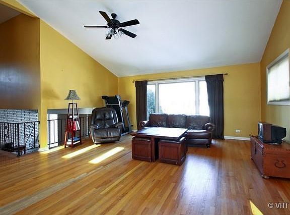 3rd image of 3927 W Enfield Ave