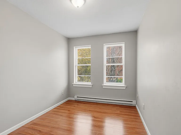 194 196 Lyman Street 53 #57-59 — Photo 6