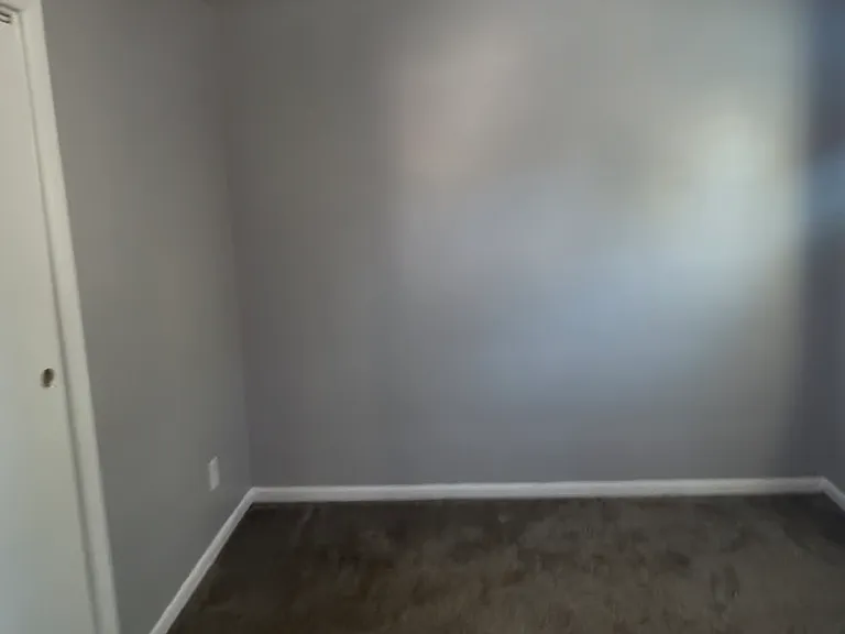 190 Niagara St #2 — Photo 11