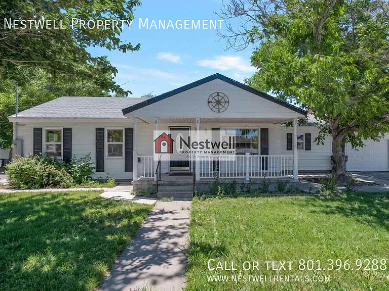 254 E Main St — Photo 2