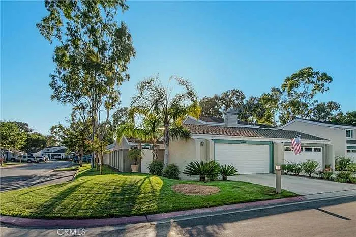 7259 Seaworthy Dr — Photo 5