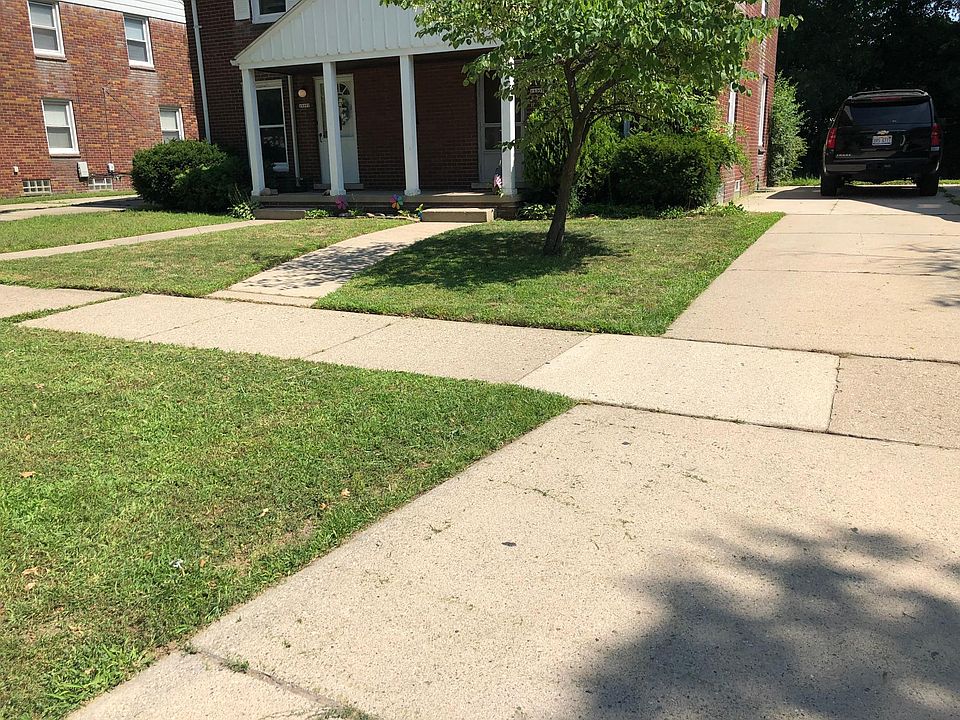 1st image of 18395 Outer Dr