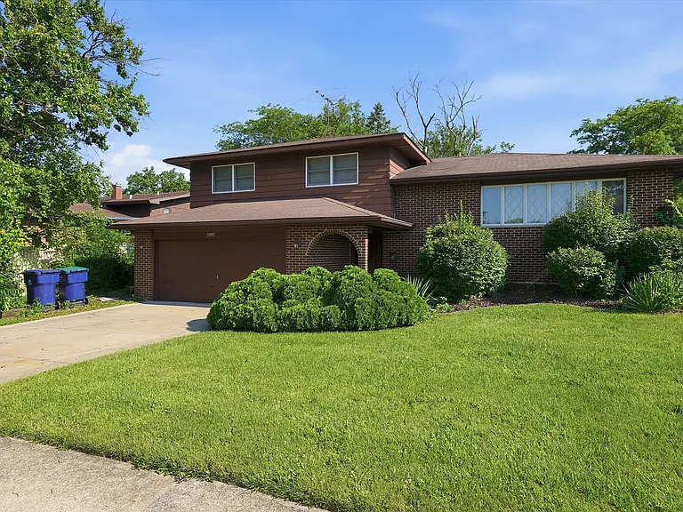 4050 Violet Ln — Photo 30