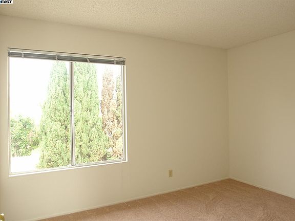 5th image of 3161 Sugar Beet Way