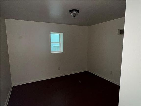 4th image of 2833 General Taylor St #A