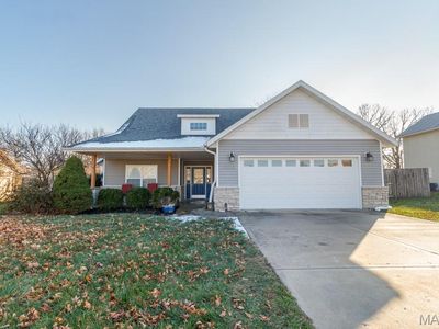 19904 Divine Rd, Lebanon, MO, 65536