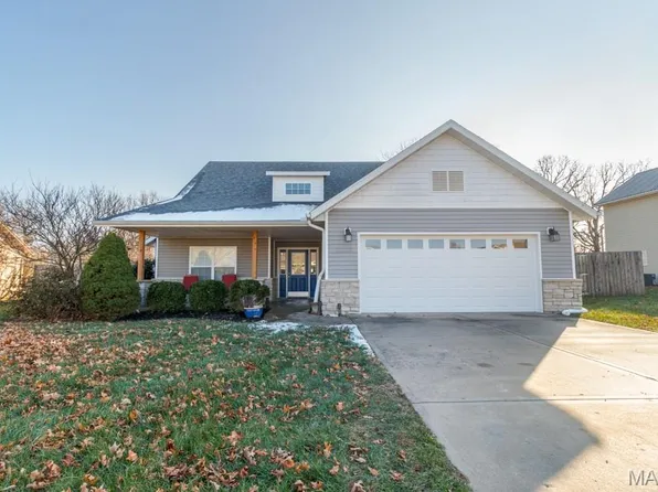 19904 Divine Rd, Lebanon, MO 65536