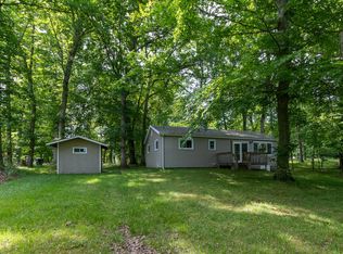 12 Baur Ln, Vicksburg, MI 49097