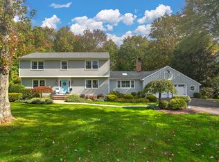 60 Frederick St, Trumbull, CT 06611