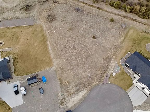 3rd image of 7640 White Pine Cir