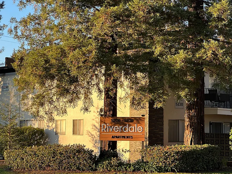 Riverdale Apartment Homes - Built Spacious, Beautiful Inside and Out! — Photo 18