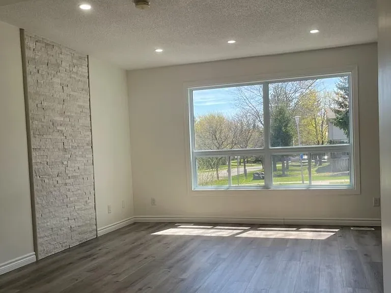 135 Belmont Dr #53 — Photo 6