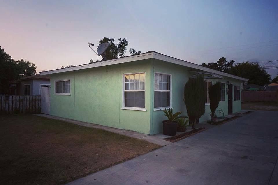 Outside view. There is a fence at this property, enclosed dr