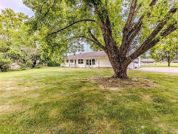 4th image of 51 E Graceland Heights Dr