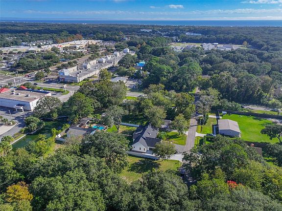 5th image of 847 Cashen Dr