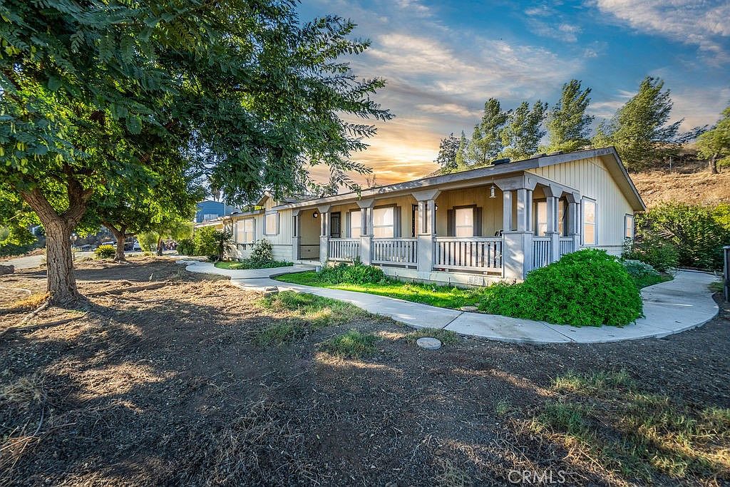 27825 Stratton Dr, Winchester, CA 92596 MLS SW23207267 Zillow