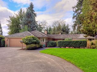 2472 Pioneer Pike, Eugene, OR 97401