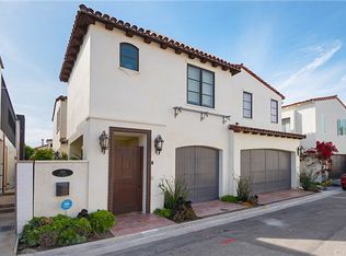 215 Via Ravenna, Newport Beach, CA 92663