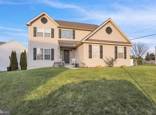 1001 Ithica St, Reading, PA 19605