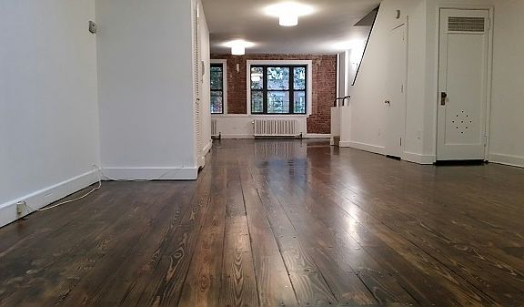 5th image of 161 E 35th St