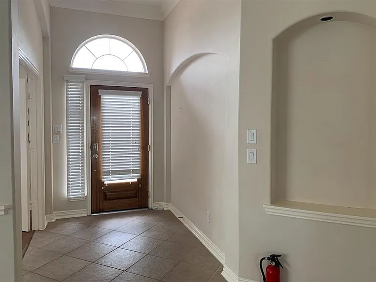 17927 Sugarloaf Bay Dr — Photo 12