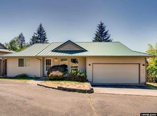 1928 Eola Dr NW, Salem, OR