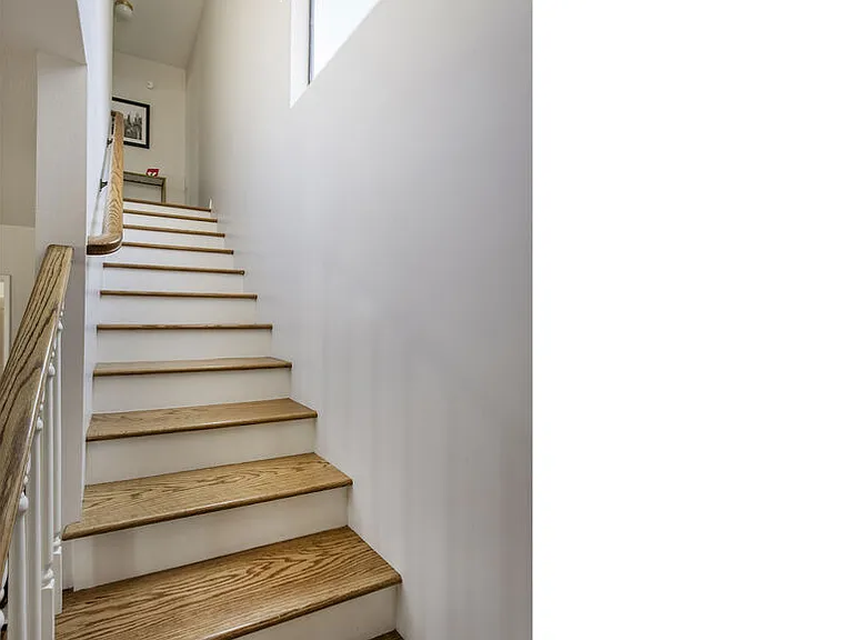 1132 N Reese Pl — Photo 32