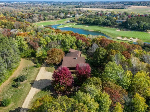 273 Turnberry Ct, Hudson, WI 54016