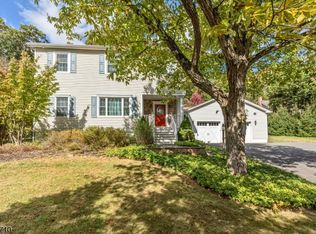 2111 Washington Valley Rd, Martinsville, NJ 08836