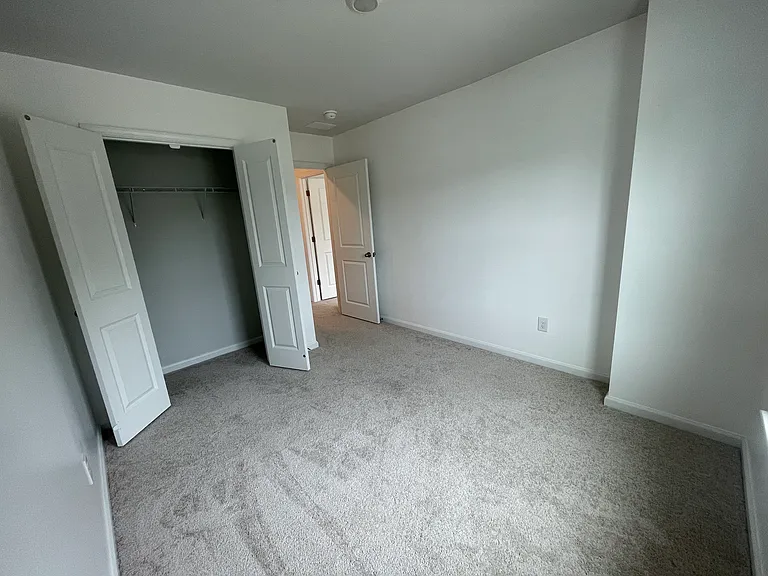 Guest bedroom 2