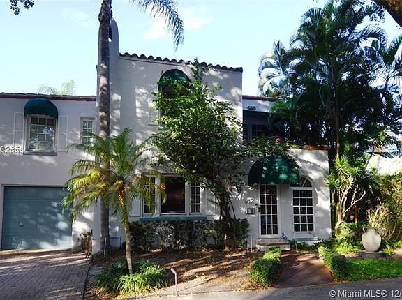 2nd image of 913 Medina Ave