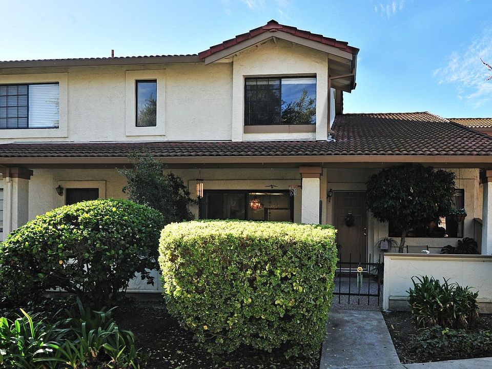 1st image of 419 Colony Cove Dr