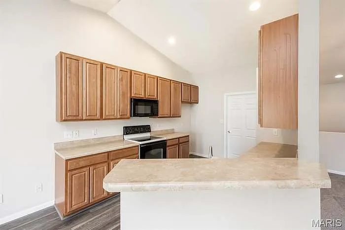 3245 Jared Dr — Photo 18