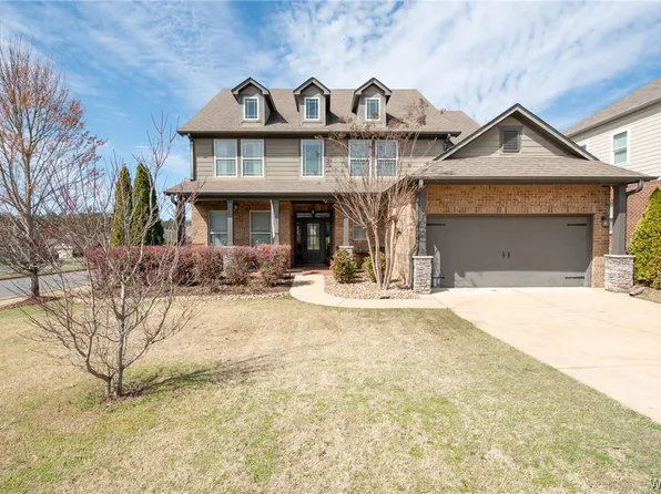 13050 Garden Creek Ln, Northport, AL 35473