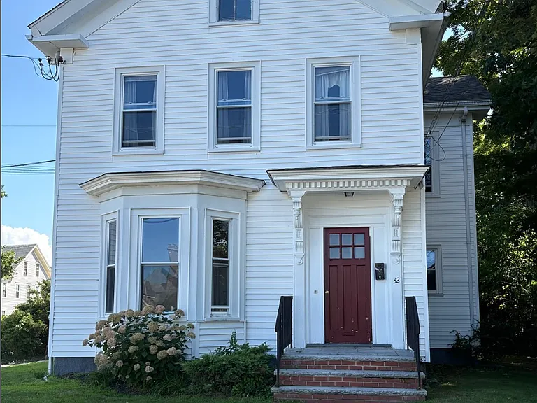32 Cottage St #3 — Photo 9