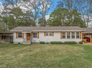 8584 Hosston Vivian Rd, Vivian, LA 71082