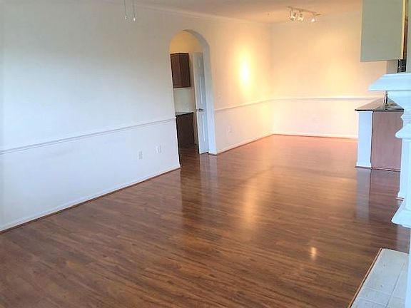 living/dining area