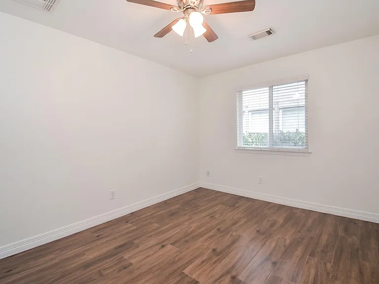 14630 Windwood Park Ln — Photo 17