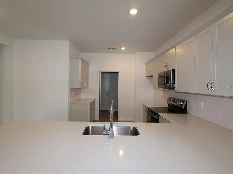 9117 Optimist Way — Photo 5