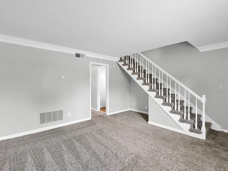 3100 Orchard Manor Cir — Photo 6